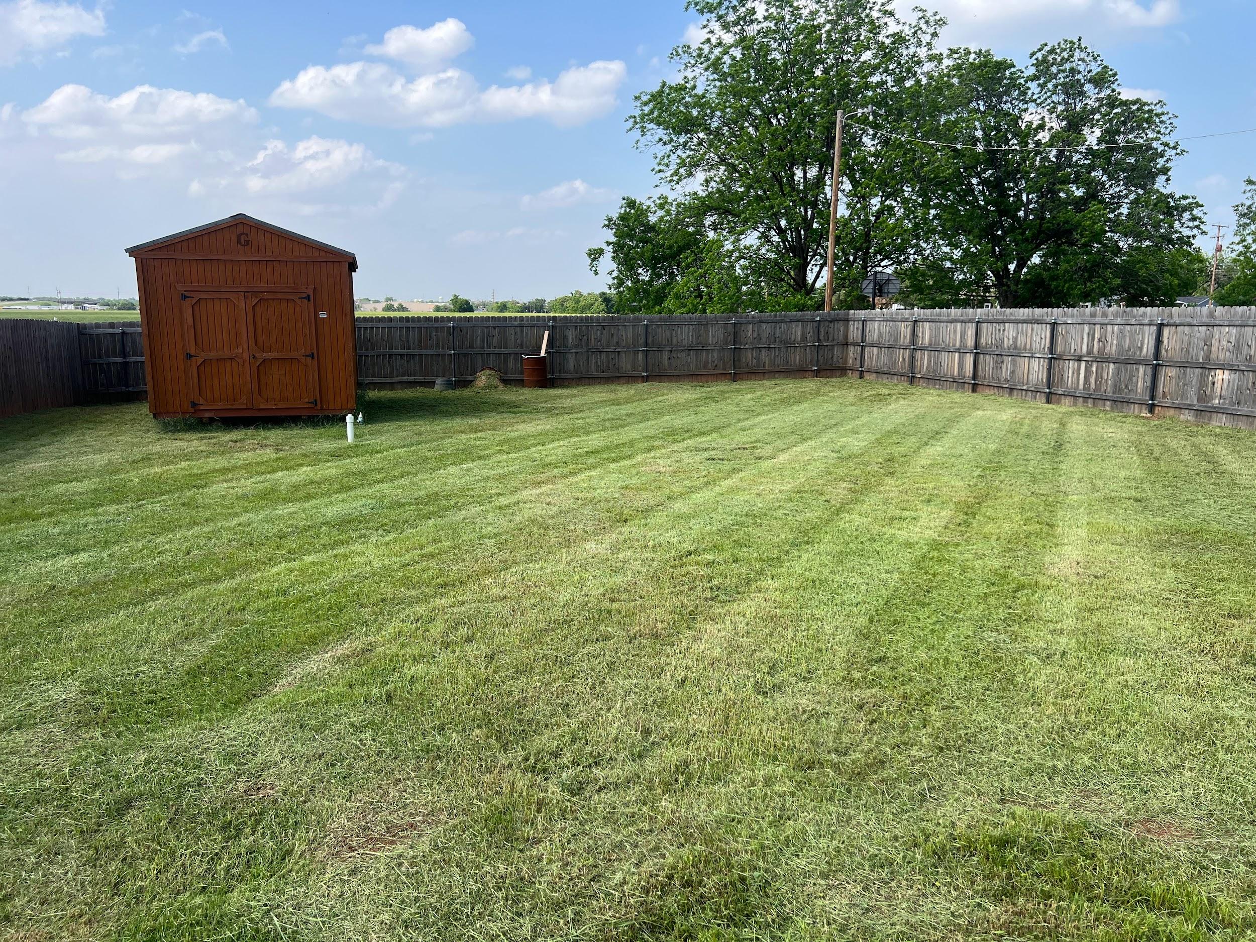 Understanding the lawn mowing cost in wichita falls tx